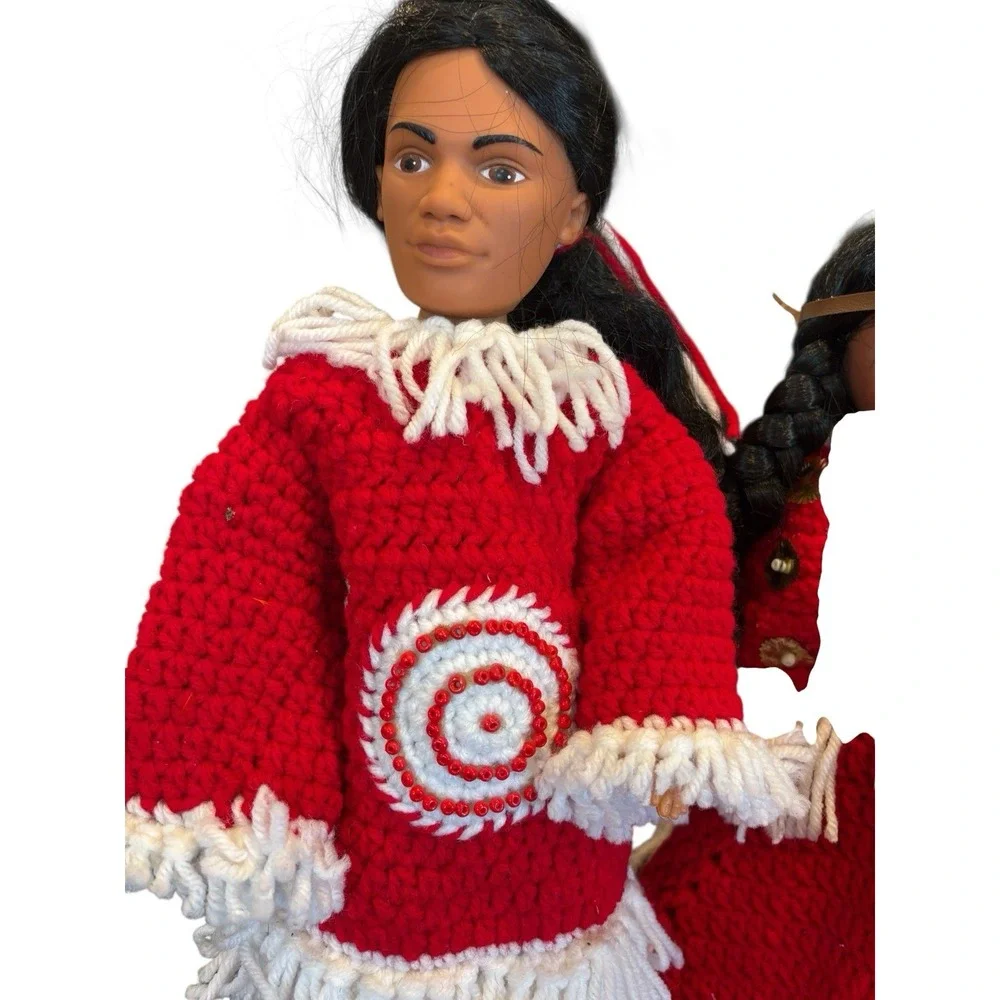 Vintage Pair Of Native American Indian Dolls Handmade Crochet Clothes Pair Hand